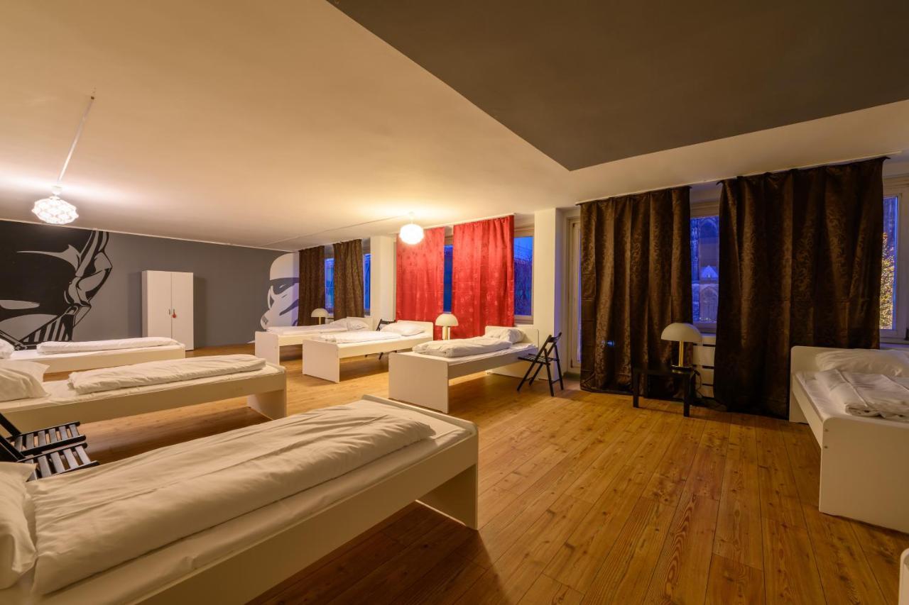 Hardrock Motown Dom Hostel *